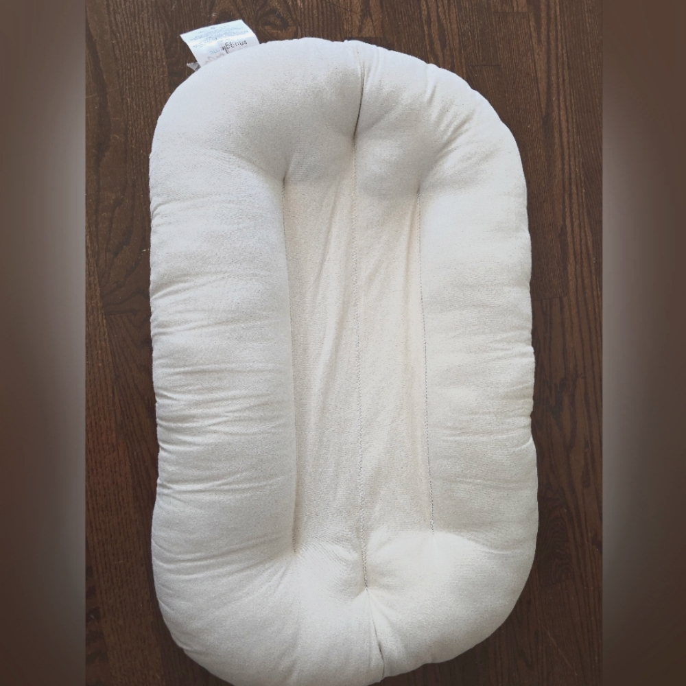 Snuggle Me like New